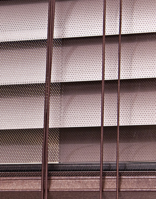 Značilnosti Aluminum venetian blinds 50mm