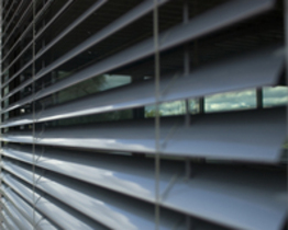 External Venetian blinds