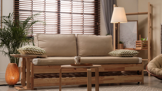 
										Lesene žaluzije s trakovi
																						