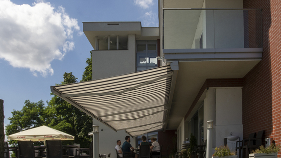 
										Zunanje tende za teraso
																						